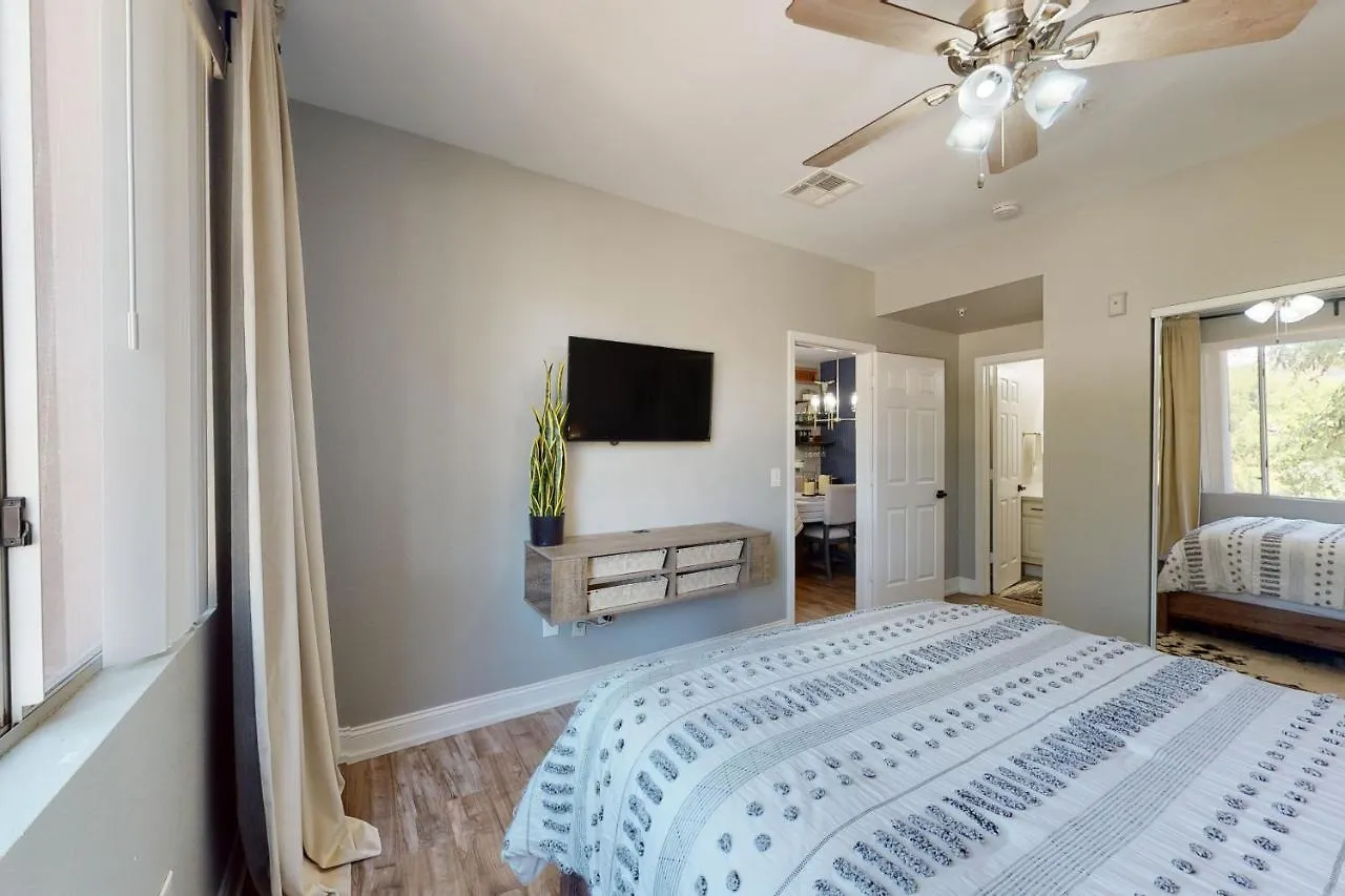 Cowboy Quarters Apartment Phoenix