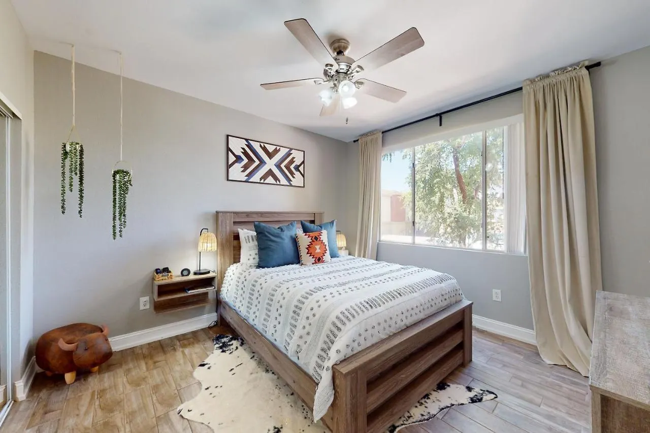 Cowboy Quarters Apartment Phoenix